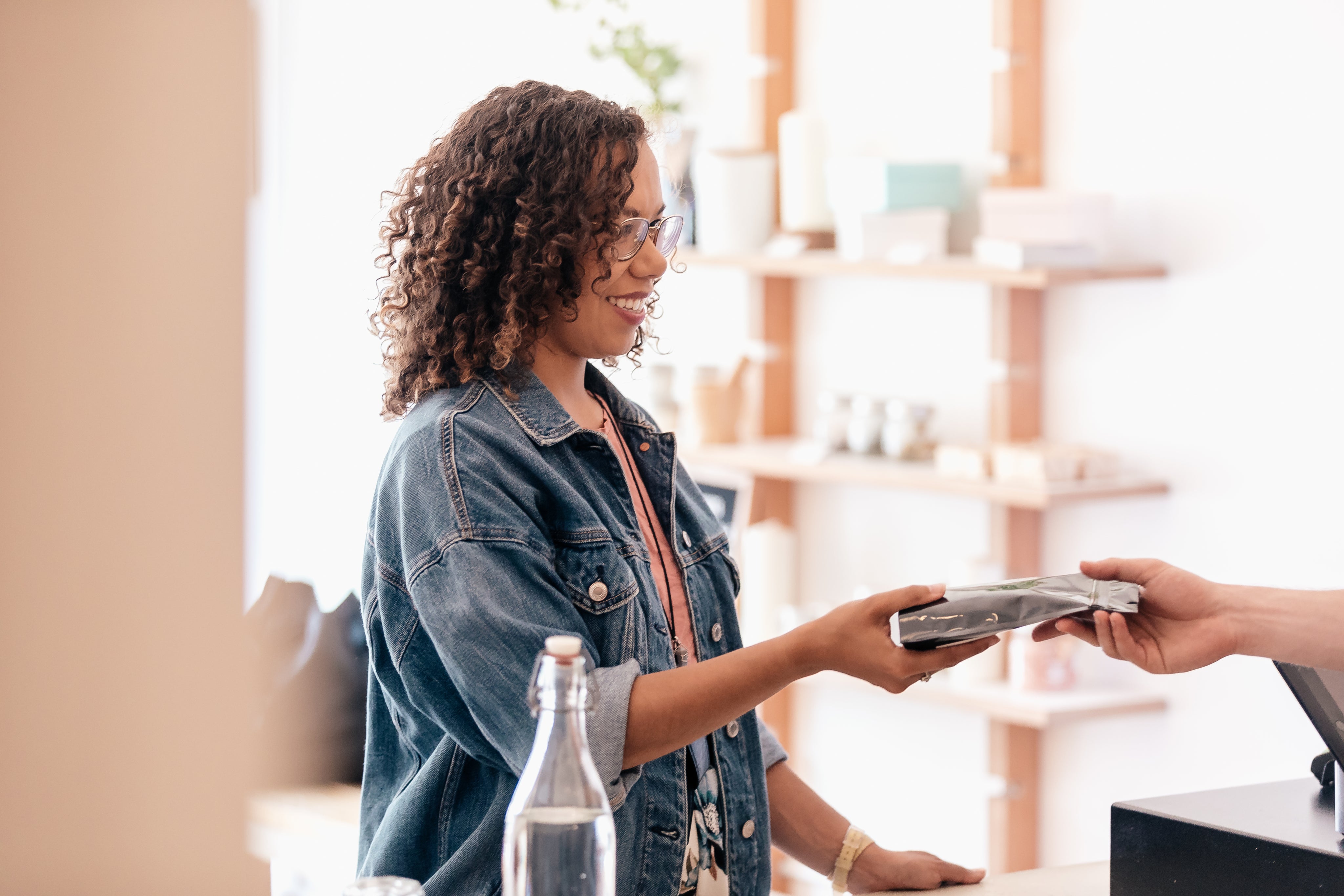Cliente-achat-commercialisation-accompagnement-marketing-conscient